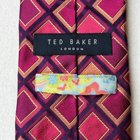 TED BAKER London Mens 100% Silk 60”x3”  Necktie Designer EUC Pinks/Coral Tie - Picture 5 of 6